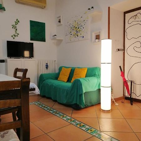 La Casa Di Tania A Napoli Apartment Exterior photo