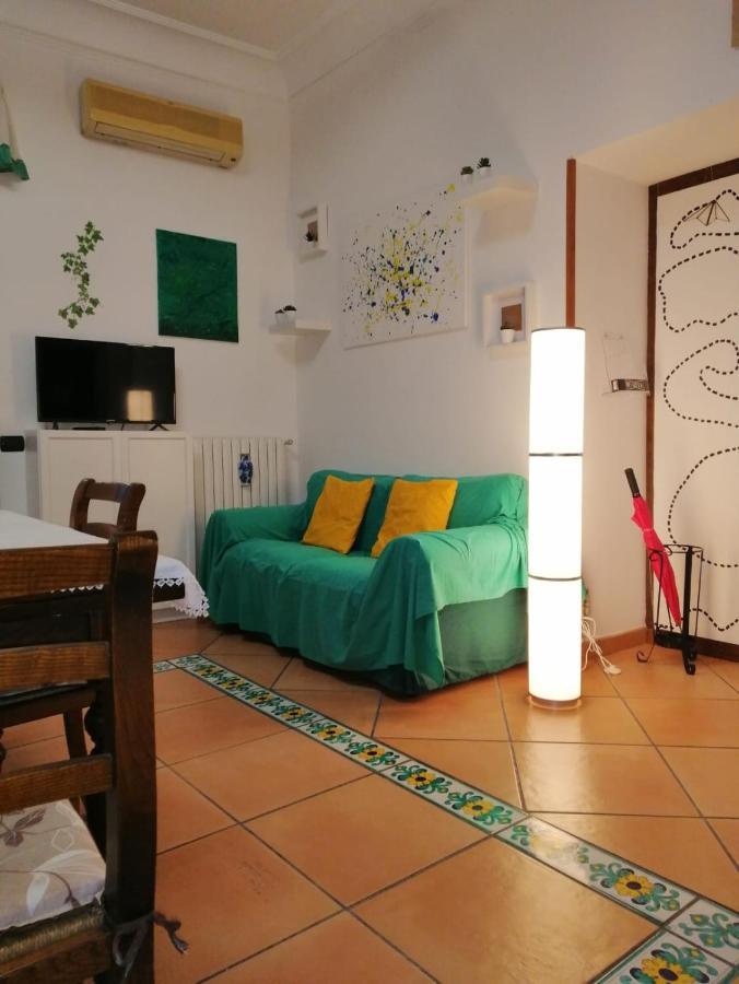 La Casa Di Tania A Napoli Apartment Exterior photo